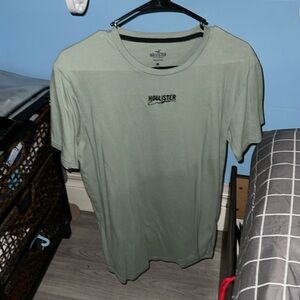 Men’s Hollister T-Shirt